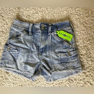 Juniors size 0 So High Rise Shortie Jean Shorts NWT